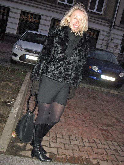 Взрослая блондинка из Польши отсасыват и принимает пенис мужа в свои дырочки @ gang.truba-rf.ru